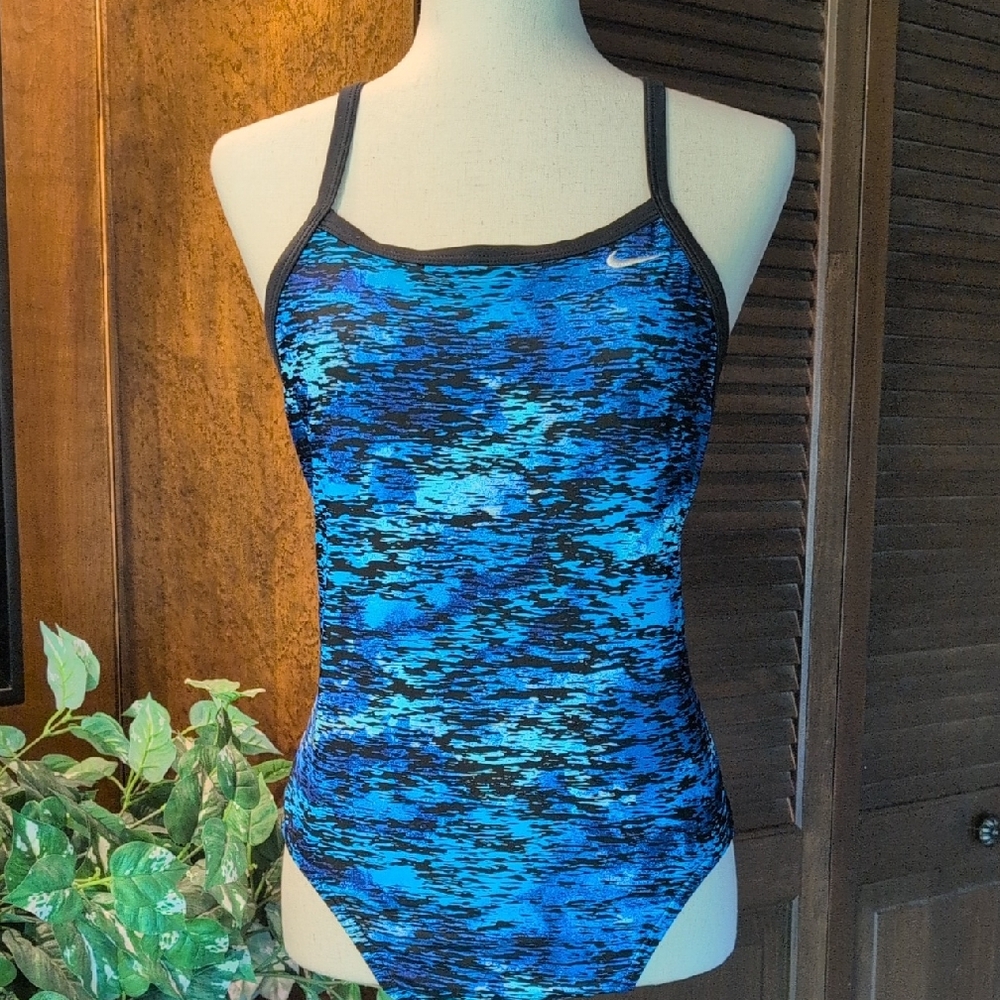 NIKE One-Piece Swimsuit - Lingerie Tank Back - Sz 40 - NWT